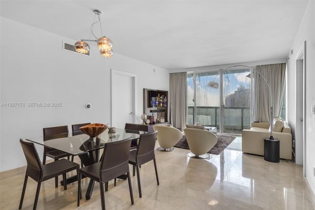 495 Brickell Ave 2405, Miami, FL 33131