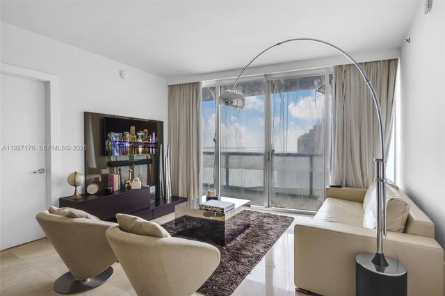 495 Brickell Ave 2405, Miami, FL 33131