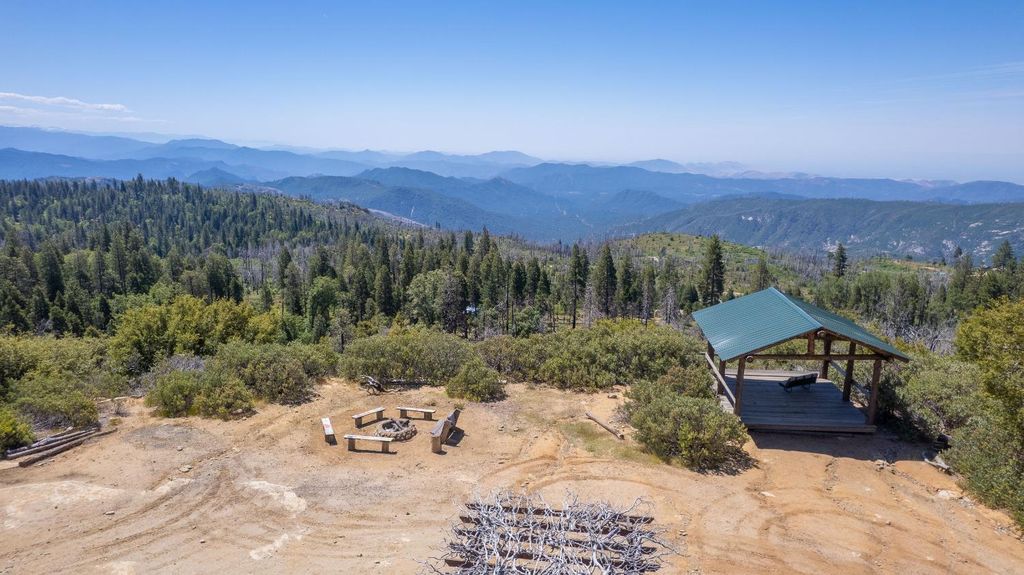 Image 1 of property listing at 11111 Upper Cressman Road, Shaver Lake, CA 93664