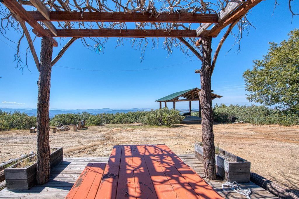 Image 21 of property listing at 11111 Upper Cressman Road, Shaver Lake, CA 93664