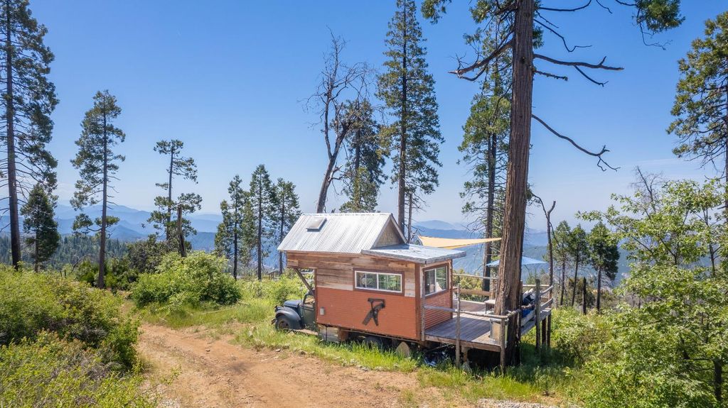 Image 22 of property listing at 11111 Upper Cressman Road, Shaver Lake, CA 93664
