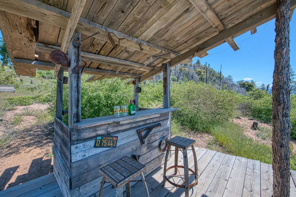 Image 87 of property listing at 11111 Upper Cressman Road, Shaver Lake, CA 93664