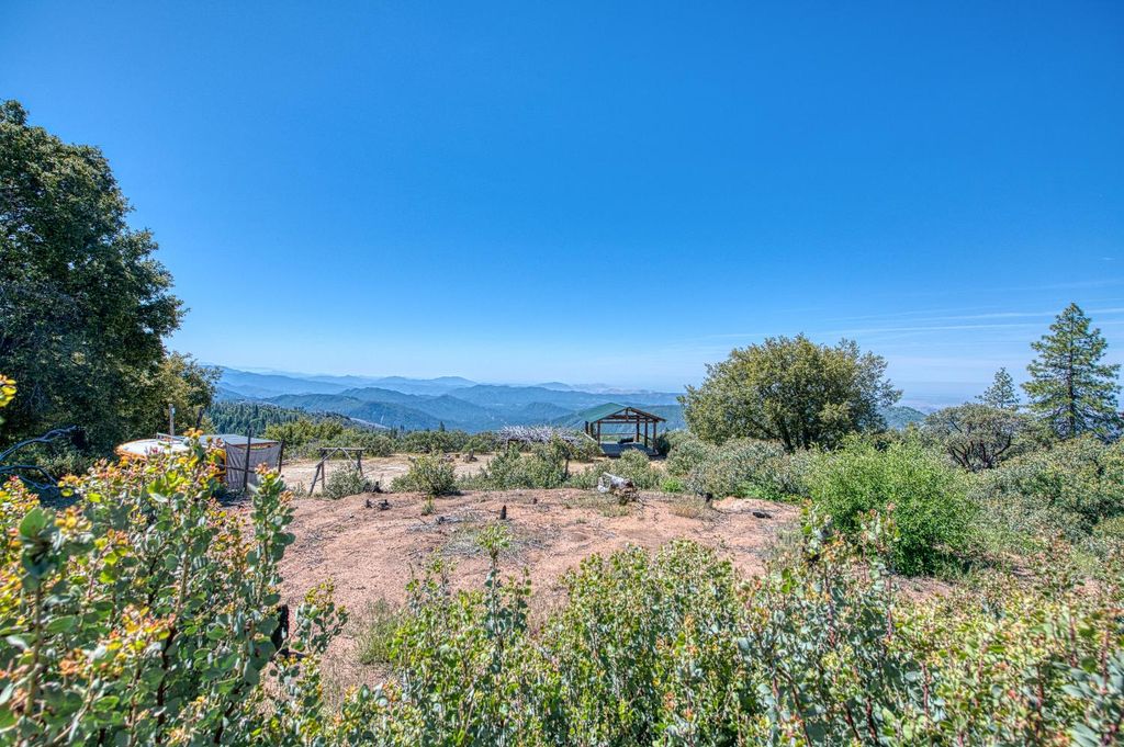 Image 88 of property listing at 11111 Upper Cressman Road, Shaver Lake, CA 93664