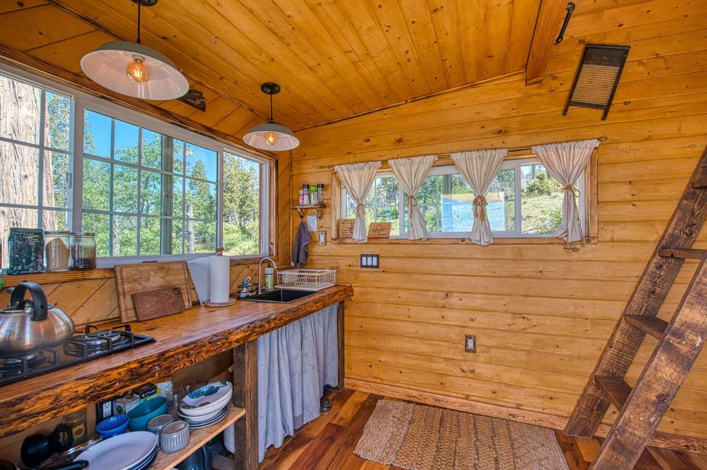 Image 95 of property listing at 11111 Upper Cressman Road, Shaver Lake, CA 93664