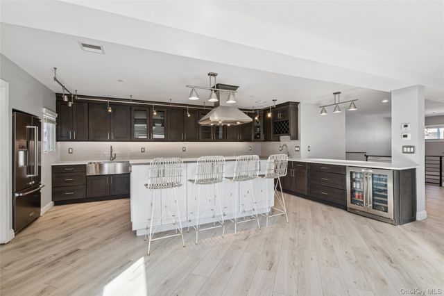 71 Michigan Street, Long Beach, NY 11561