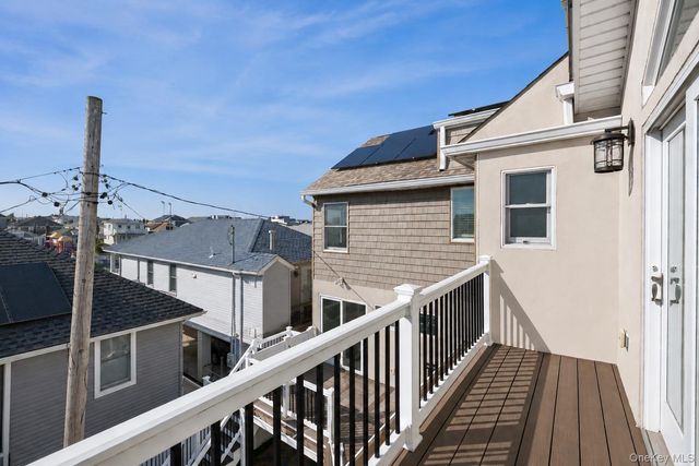 71 Michigan Street, Long Beach, NY 11561