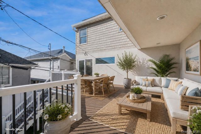 71 Michigan Street, Long Beach, NY 11561