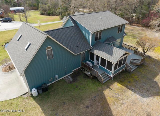 35 Harold Court, Hampstead, NC 28443