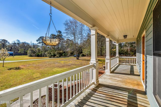 35 Harold Court, Hampstead, NC 28443