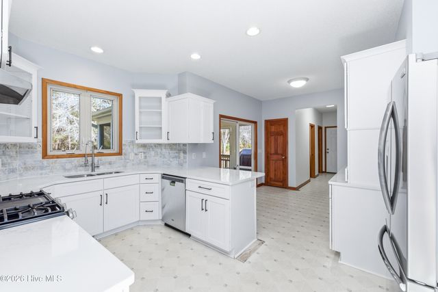 35 Harold Court, Hampstead, NC 28443