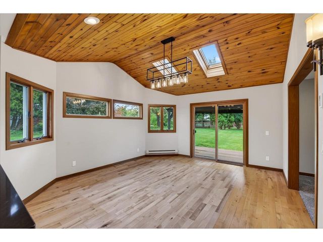 4314 Damascus Trail, Cottage Grove, WI 53527