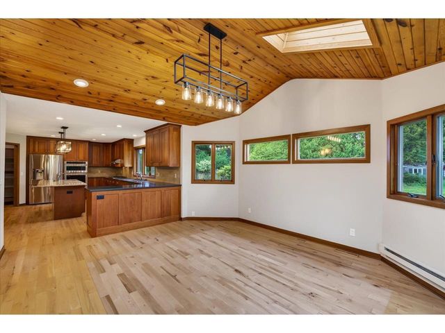 4314 Damascus Trail, Cottage Grove, WI 53527