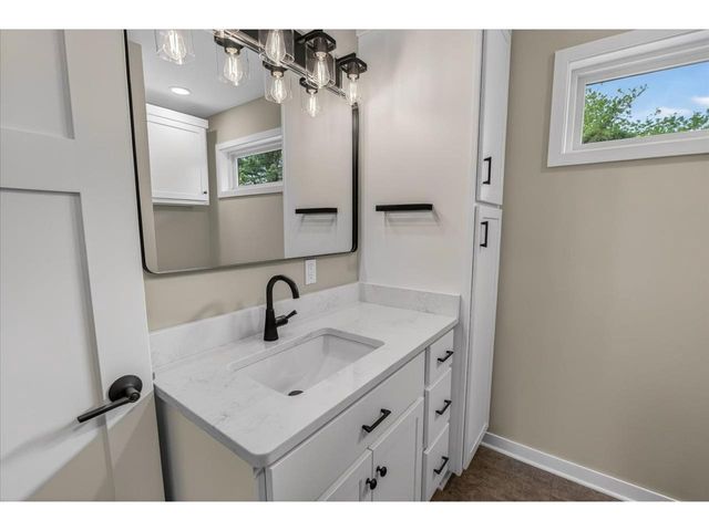 4314 Damascus Trail, Cottage Grove, WI 53527