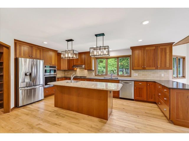 4314 Damascus Trail, Cottage Grove, WI 53527