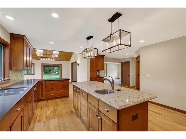 4314 Damascus Trail, Cottage Grove, WI 53527