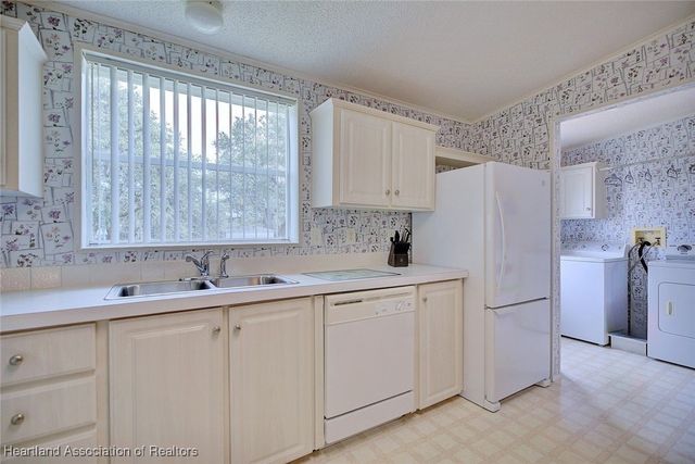 2862 W Rutland Road, Avon Park, FL 33825