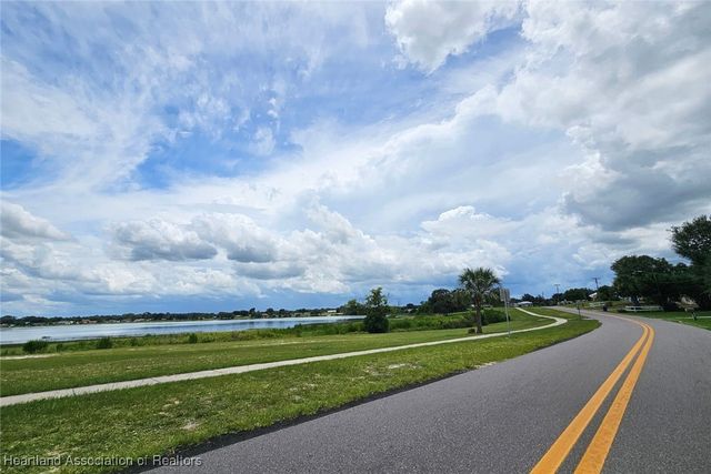 2862 W Rutland Road, Avon Park, FL 33825