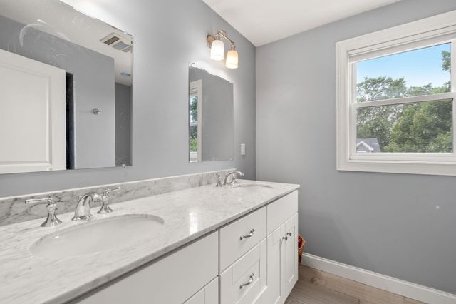 615 Adams St 615, Boston, MA 02122