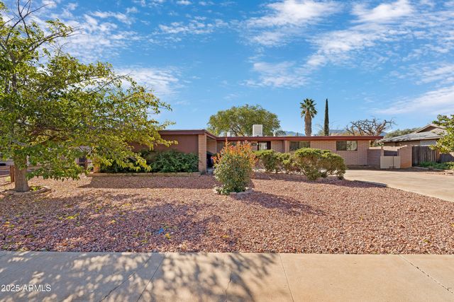 2332 E Carmelita Drive, Sierra Vista, AZ 85635