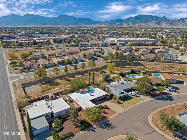 2332 E Carmelita Drive, Sierra Vista, AZ 85635