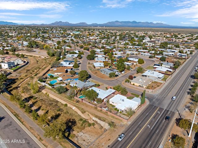 2332 E Carmelita Drive, Sierra Vista, AZ 85635