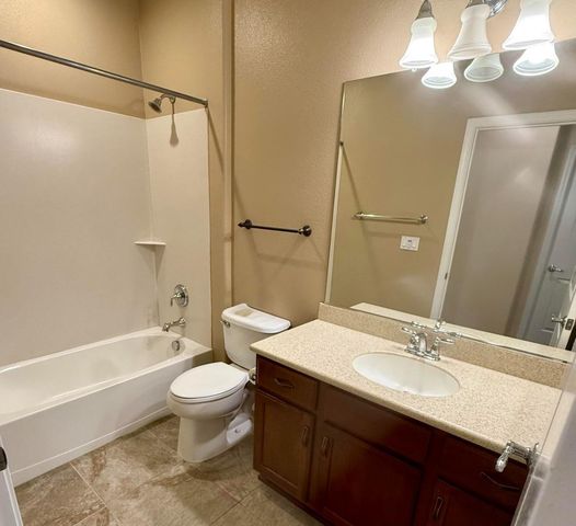 9946 Hatherton Way, Elk Grove, CA 95757