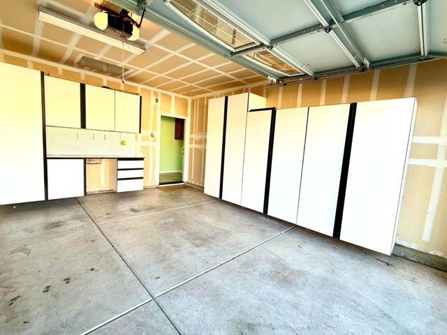 9946 Hatherton Way, Elk Grove, CA 95757