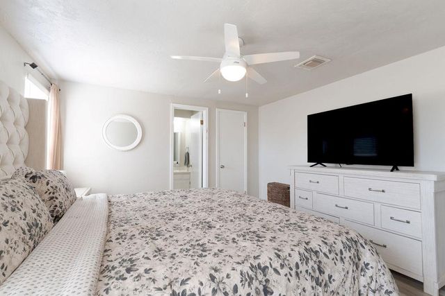 966 Castlebury Mansion, Yukon, OK 73099