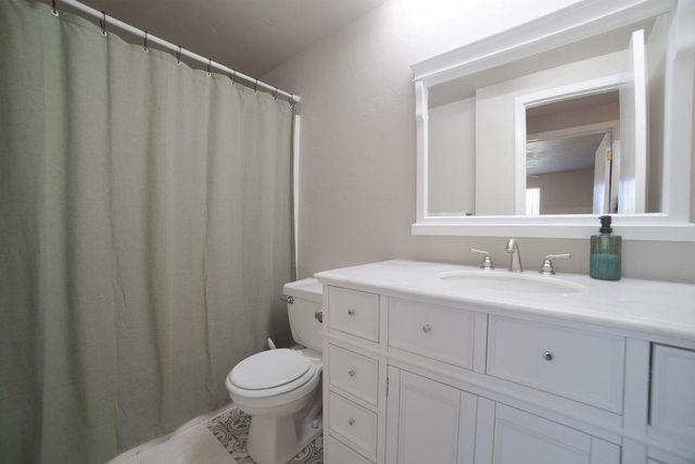 966 Castlebury Mansion, Yukon, OK 73099