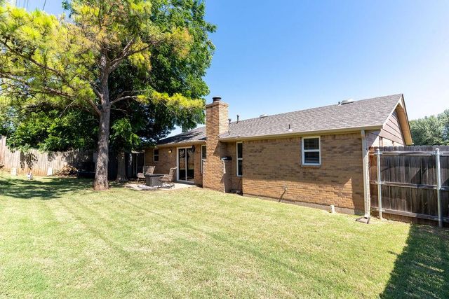 966 Castlebury Mansion, Yukon, OK 73099