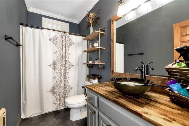 1060 Golden Avenue, Dahlonega, GA 30533