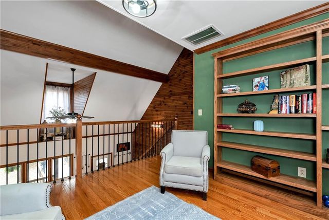 1060 Golden Avenue, Dahlonega, GA 30533