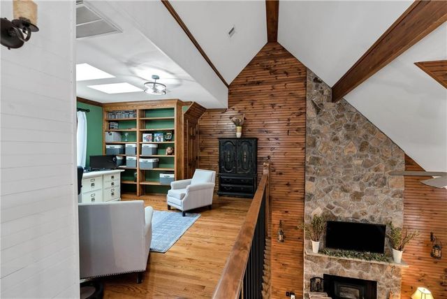 1060 Golden Avenue, Dahlonega, GA 30533