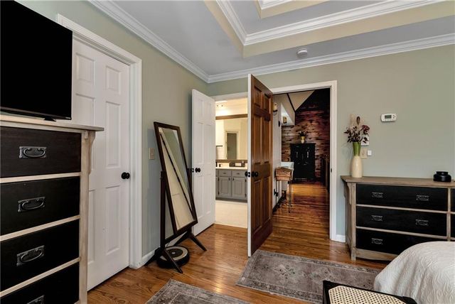 1060 Golden Avenue, Dahlonega, GA 30533