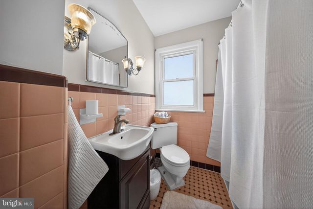 312 WASHINGTON AVE, Oaklyn, NJ 08107