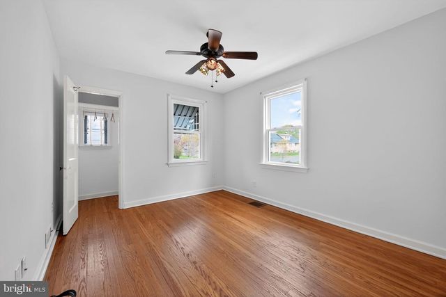 312 WASHINGTON AVE, Oaklyn, NJ 08107