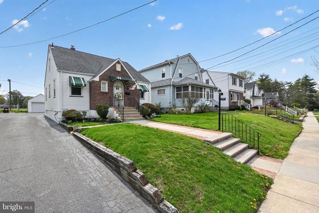 312 WASHINGTON AVE, Oaklyn, NJ 08107