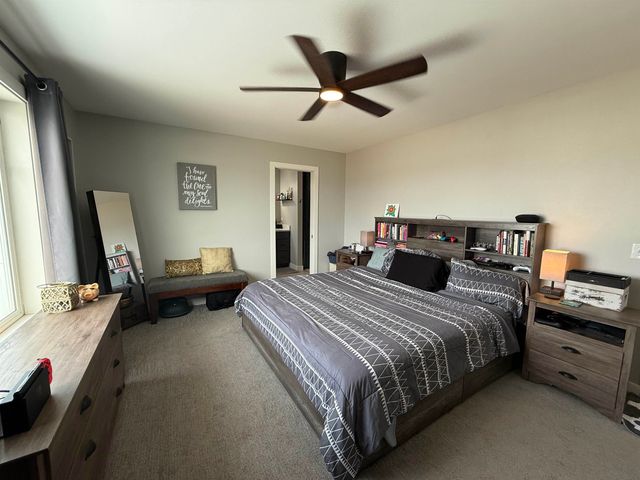 49 Mulberry Loop NE, Minot, ND 58703