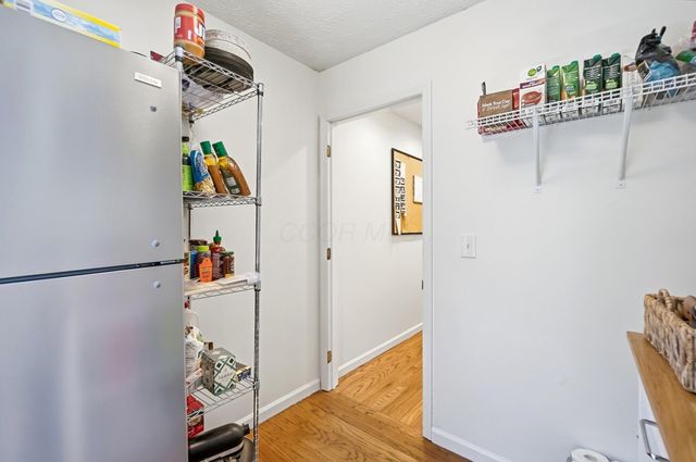 5203 Hickory Grove, Columbus, OH 43214