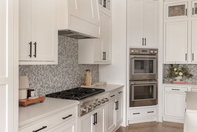 2186 Hartland Rd, Franklin, TN 37069