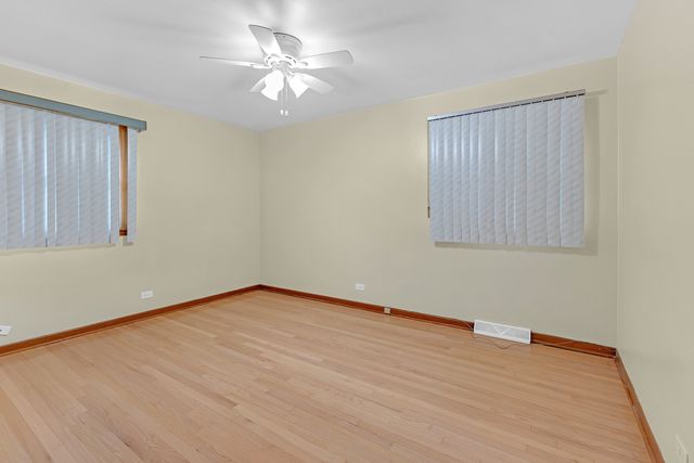 1528 N 21 Avenue, Melrose Park, IL 60160