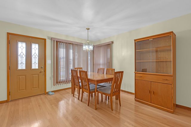 1528 N 21 Avenue, Melrose Park, IL 60160
