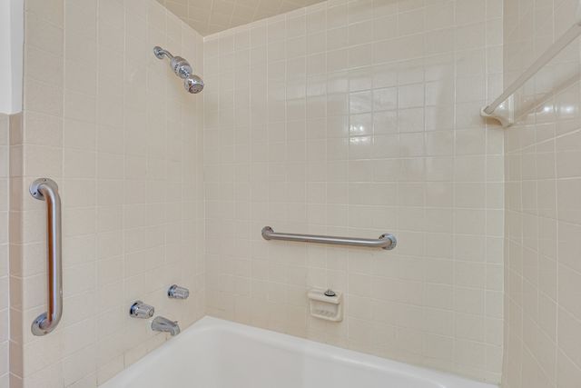 1528 N 21 Avenue, Melrose Park, IL 60160