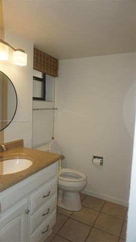 1100 Colony Point Cir 206, Pembroke Pines, FL 33026
