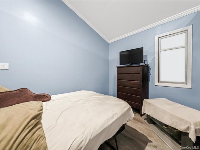23 Hren Avenue, Huntington, NY 11743
