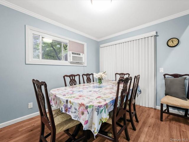 23 Hren Avenue, Huntington, NY 11743
