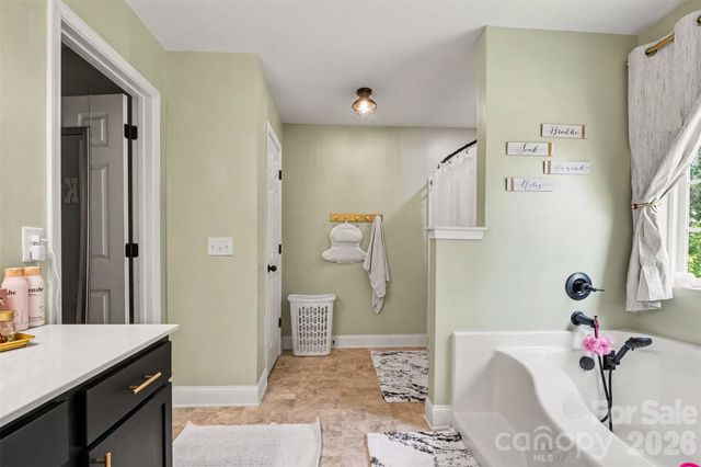 6705 Long Island Road, Catawba, NC 28609