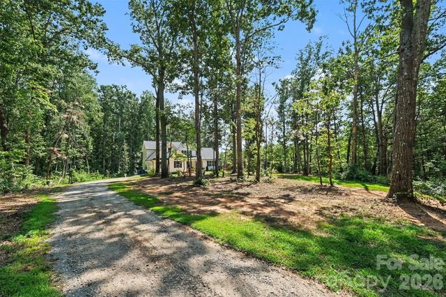 6705 Long Island Road, Catawba, NC 28609