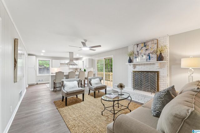 817 4TH AVENUE, Pleasant Grove, AL 35127
