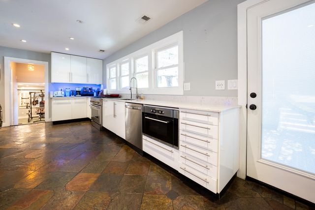 43 N Enston Avenue, Charleston, SC 29403